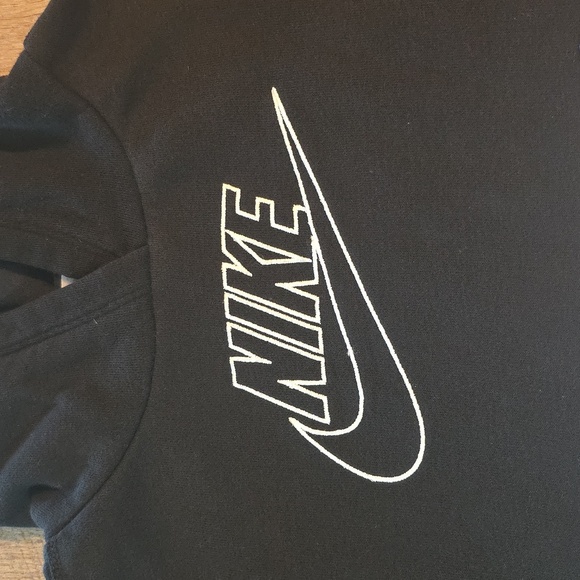 Nike Toddler Cropped Black and Gray Hoodie. Size 4T - Picture 3 of 5